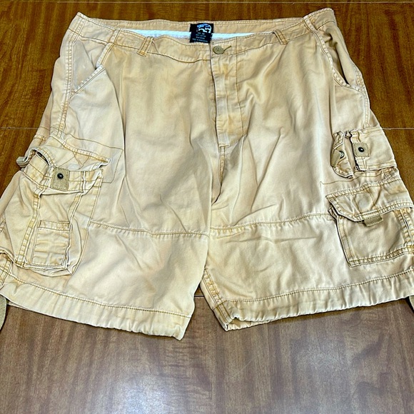 Division 55 Men’s Cargo Shorts - Picture 1 of 3
